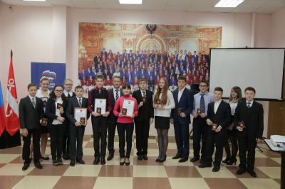 Аркадий Фомин вручил паспорта юным шиловцам